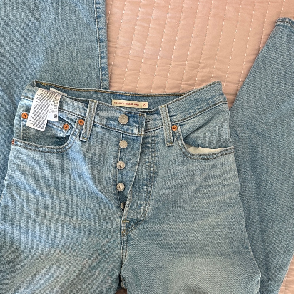 Levi's Light Blue High-Rise Straight Jeans